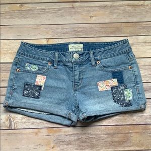 Aeropostale Patched Jean Shorts Cuffed Size 1/2